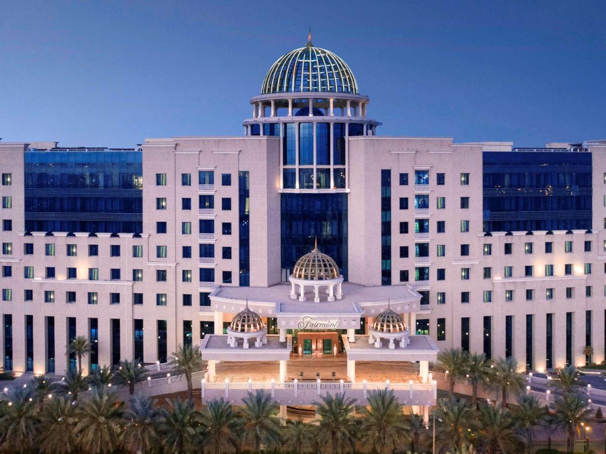 Fairmont Rijád Kültér fotó The Ritz-Carlton, Dubai